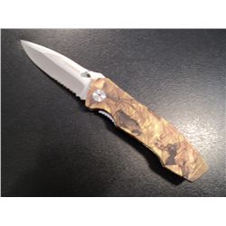 LEAF CAMO FOLDING KNIFE