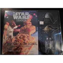 THE STAR WARS COOKBOOK WITH COOKIE CUTTERS