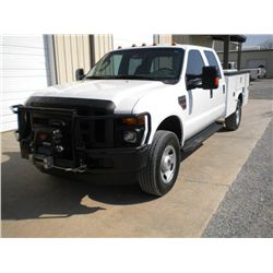 2009 FORD F350XL CREW CAB 4X4 SERVICE TRUCK, S/N 1FDSW35R69EB08411, 6.4L DIESEL, A/T, A/C, WARN WINC