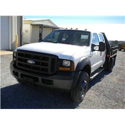 2007 FORD F450XL CREW CAB FLATBED, S/N 1FDXW46P47EA25985, 6.0L DIESEL, A/T, A/C, STEEL FLATBED BODY 