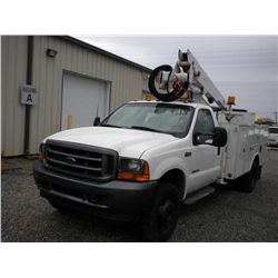 2001 FORD F450XL BUCKET TRUCK, S/N 1FDXF46F01ED79291, 235 HP 7.3L DIESEL, A/T, A/C, ALTEC TELESCOPIN