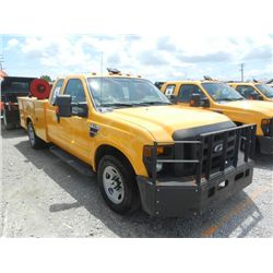 2009 FORD F350XL EXT CAB SERVICE TRUCK, S/N 1FDSX34R29EB00210, 6.4L INT DIESEL, A/T, A/C, KNAPHEIDE 