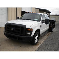 2008 FORD F350XL CREW CAB FLATBED, S/N 1FDWW36R48ED32873, 6.4L DIESEL, A/T, A/C, STEEL FLATBED BODY 
