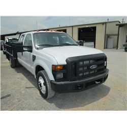 2008 FORD F350XL CREW CAB FLATBED, S/N 1FDWW36448EA43466, V8 GAS, A/T, A/C, STEEL FLATBED BODY, 101,