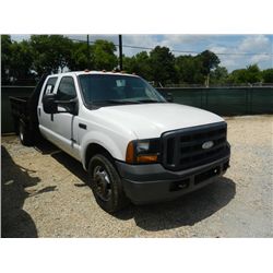 2007 FORD F350XL CREW CAB FLATBED, S/N 1FDWW36PX7EA01972, 6.0L DIESEL, A/T, A/C, STEEL FLATBED BODY 