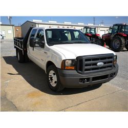 2006 FORD F350XL CREW CAB FLATBED, S/N 1FDWW36P36EA01942, 6.0L DIESEL, A/T, A/C, STEEL FLATBED BODY 