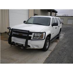 2008 CHEVROLET SUBURBAN 4X4, S/N 3GNGK26K88G306567, V8 GAS, A/T, A/C, BRUSH GUARD, 115,382 MILES