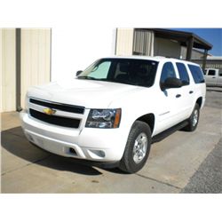 2008 CHEVROLET SUBURBAN 4X4, S/N 3GNFK16318G294695, V8 GAS, A/T, A/C, 132,352 MILES