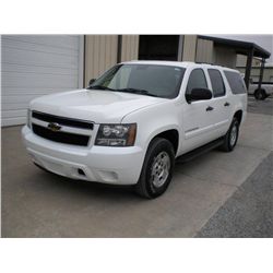 2008 CHEVROLET SUBURBAN 4X4, S/N 3GNFK16308G295000, V8 GAS, A/T, A/C, 112,133 MILES