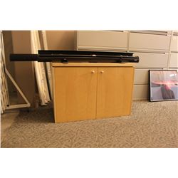 MAPLE 3' DOUBLE DOOR BOOKCASE