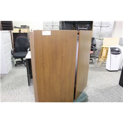 CHESTNUT 48" PRESENTATION BOARD