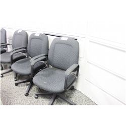 GREY PATTERNED MID BACK TILTER CHAIR