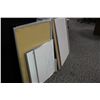 Image 1 : LOT OF MISCELLANEOUS WHITEBOARDS & CORKBOARDS