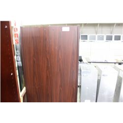 MAHOGANY 5' STATIONERY CABINET