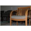 Image 2 : LOT OF APPROXIMATELY 20 MISCELLANEOUS WOODEN CLIENT CHAIRS