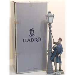 Large Lladro Figurine "Lamplighter" w/ Box