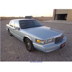 1997 - LINCOLN TOWN CAR