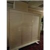 Image 1 : 3 Portable Louvered Privacy Walls - 3 Times the Money