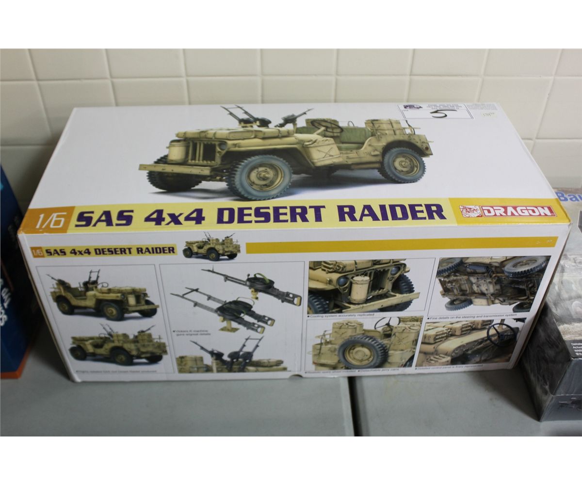Lot - A Dragon Model SAS 4x4 Desert Raider & Soldier Action Figure Lot - A Dragon Model SAS 4x4 Desert Raider & Soldier Action Figure