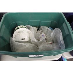 RUBBERMAID CONTAINER CONTAINING ASSORTED BONE CHINA