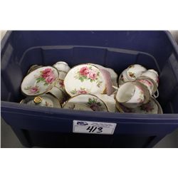 RUBBERMAID CONTAINER CONTAINING ASSORTED BONE CHINA