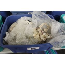 RUBBERMAID CONTAINER CONTAINING ASSORTED BONE CHINA