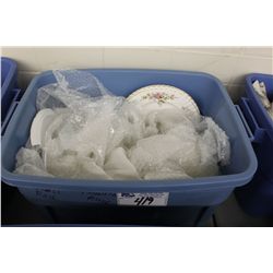 RUBBERMAID CONTAINER CONTAINING ASSORTED BONE CHINA