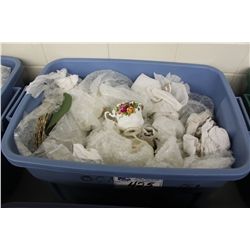 RUBBERMAID CONTAINER CONTAINING ASSORTED BONE CHINA