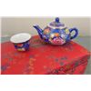 Image 2 : Chinese Tea Set in Gift Box, and Laquer Jewelry Chest
