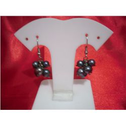 NATURAL 6.00 CTW DANGLING GRAPE BLACK PEARL EARRINGS