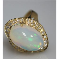 14K GOLD OVAL OPAL AND DIAMOND RING