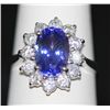 Image 1 : 14K GOLD OVAL TANZANITE AND DIAMOND RING