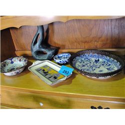 Group of 5 collectable ceramic pieces
