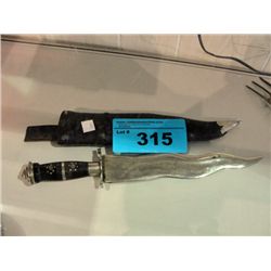 Middle eastern hunting knife with sheath