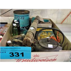 Lot of assorted collectable vintage items