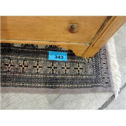 Antique hand knotted persian area rug approx 3Fx5F