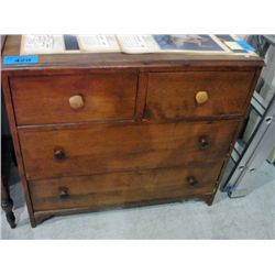 Antique mahogany 4 drawer dresser