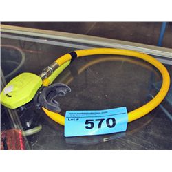 Scuba breathing line