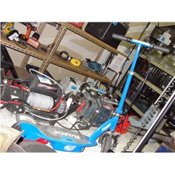 Razor electric scooter