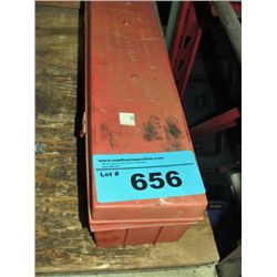 Set of roadside warning triangle reflector flare