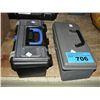 Image 1 : 2 small plastic toolboxes