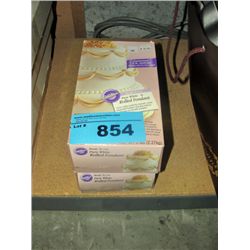 2 boxes of pure white rolled fondant