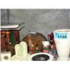 Image 1 : Shelf lot of collectables, misc and decorative