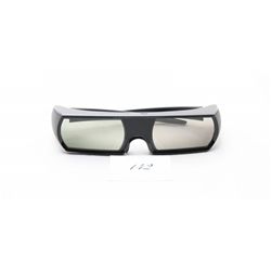 Pair of sony 3D TV glasses