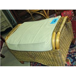 Wicker rattan footstool