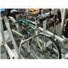 Image 1 : Weight lifters exercise bench - back machine