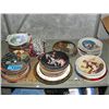 Image 1 : Shelf lot of assorted collectors plates