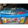 Image 1 : Box of building blocks