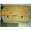Image 1 : Wooden storage trunk