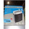 Image 1 : Dynex 5 sheet cross cut paper shredder